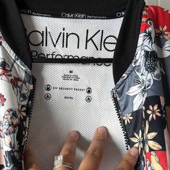 Calvin Klein performance jacket - Picture 3 of 4